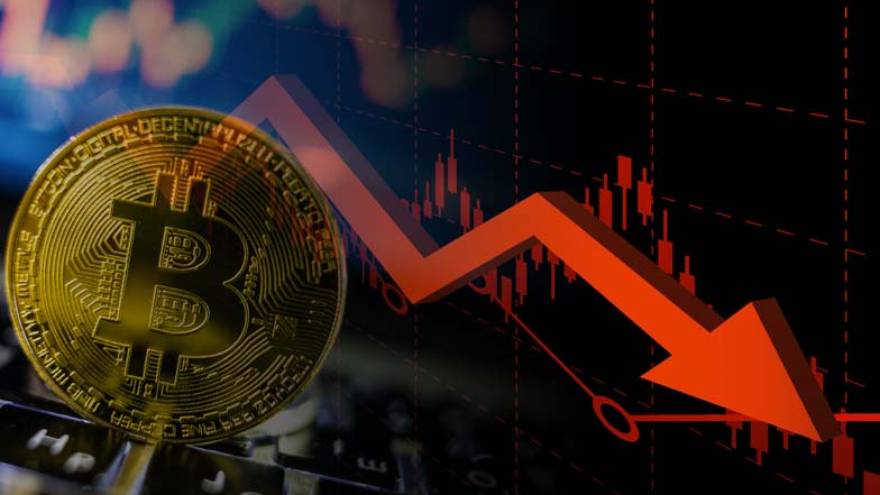 Bitcoin registra su peor caída en el año
