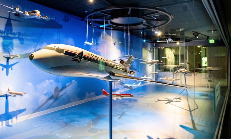 delta-airlines-100_years