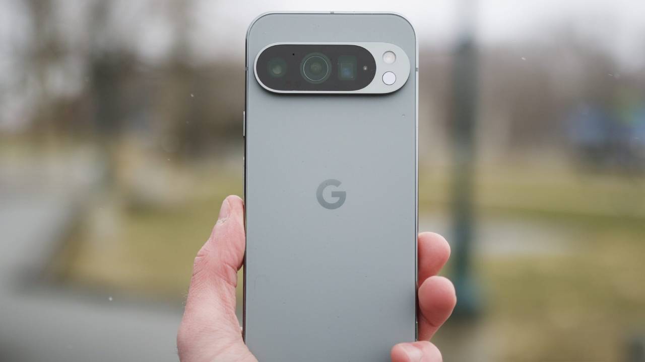 Pixel 10 compartiendo archivos con dispositivos iOS