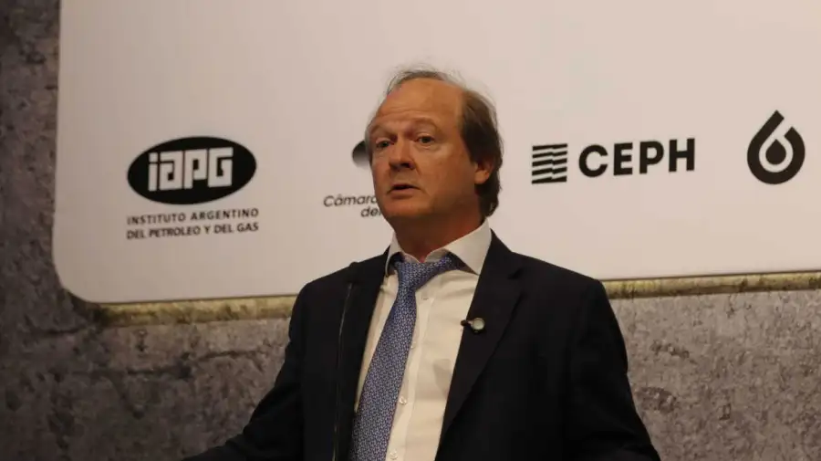 Daniel González durante el anuncio