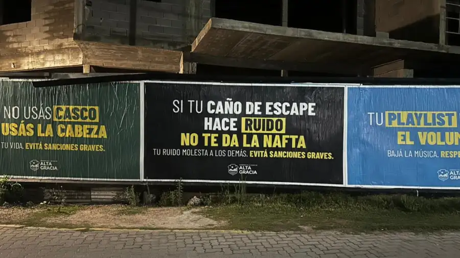 Carteles Alta Gracia