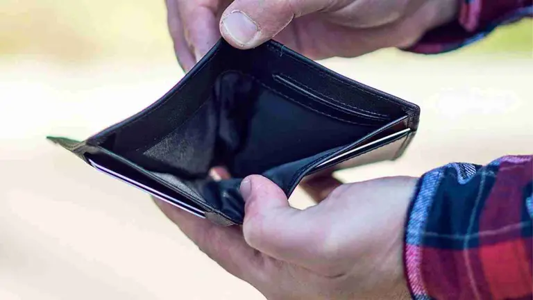 Sin bancos ni dólares: los días clave que hay que anotar en el calendario de diciembre